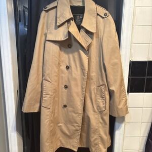 Men's London Fog Trenchcoat 42 Long, Removable Liner, Lapel, Khaki Brown Trim